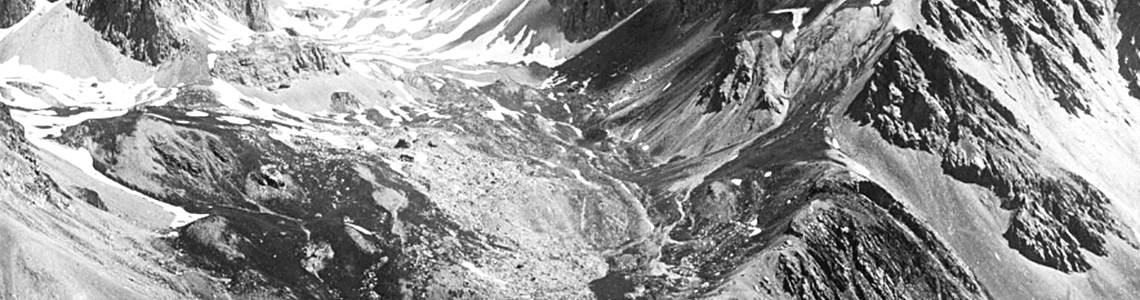 Panorama près de Tête Dure, région de Virayse : relief glaciaire